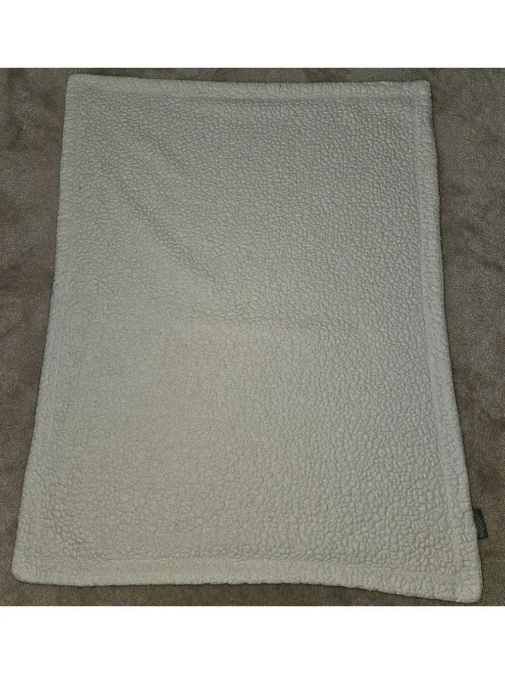 Petit Monde Solid White Embossed Chevron Baby Blanket Fleece Sherpa Soft 30x38